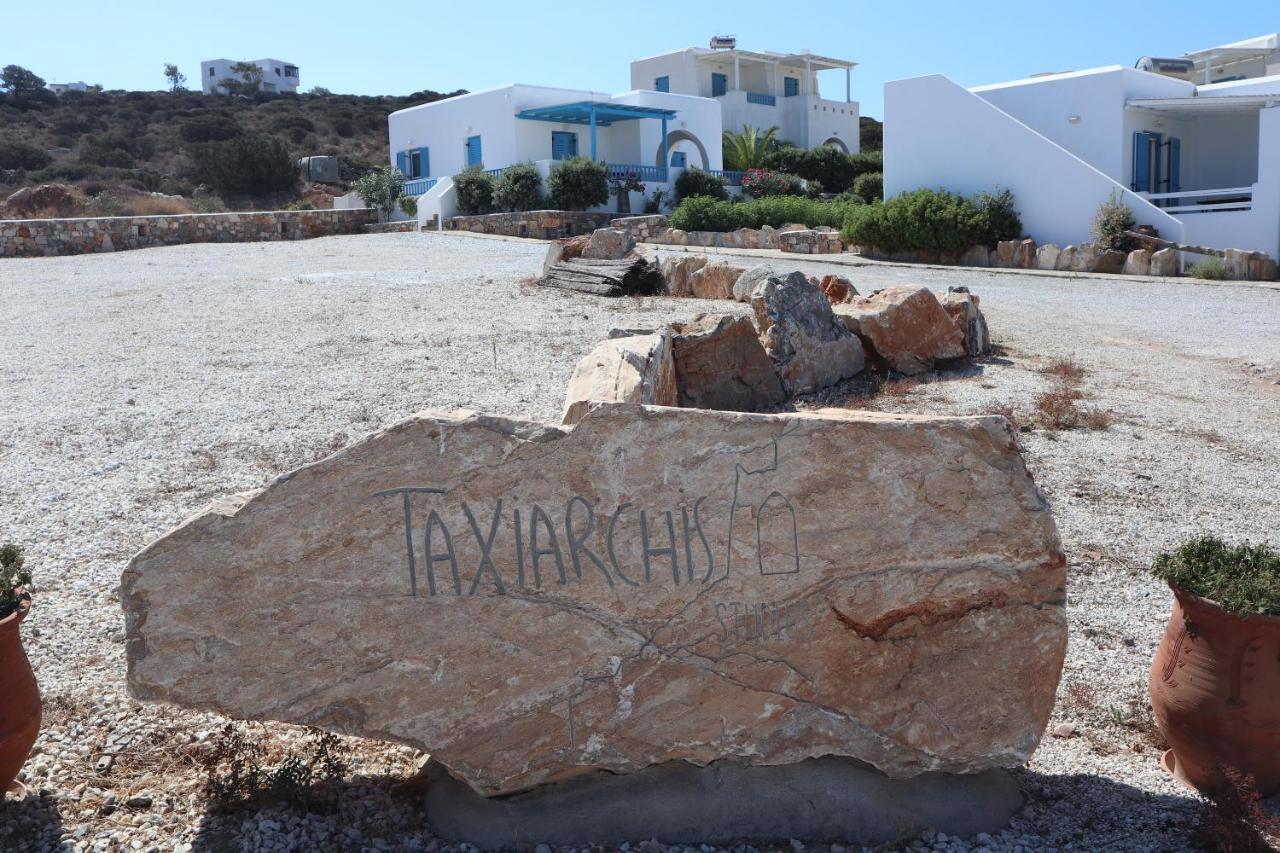 Taxiarchis Studios Agios Georgios  Exterior photo